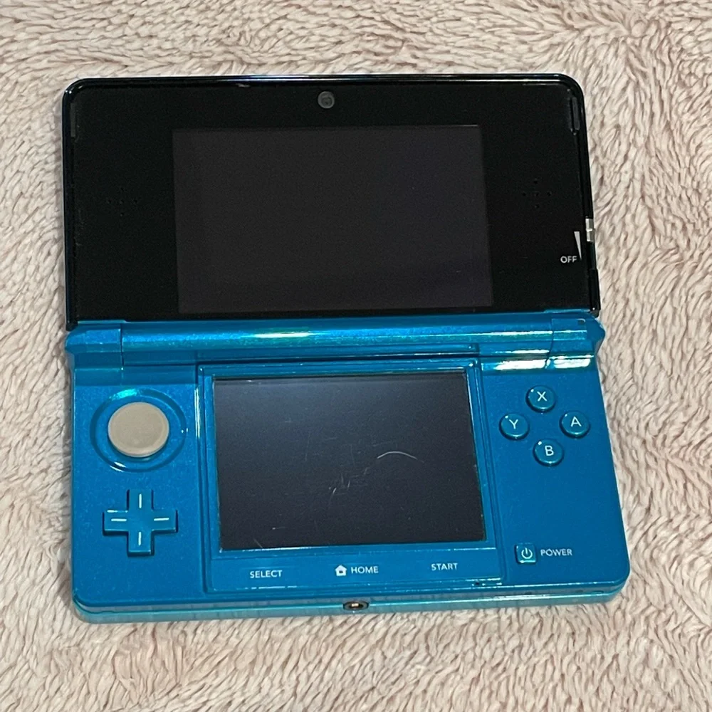 Nintendo 3Ds bundle Huge Lot!